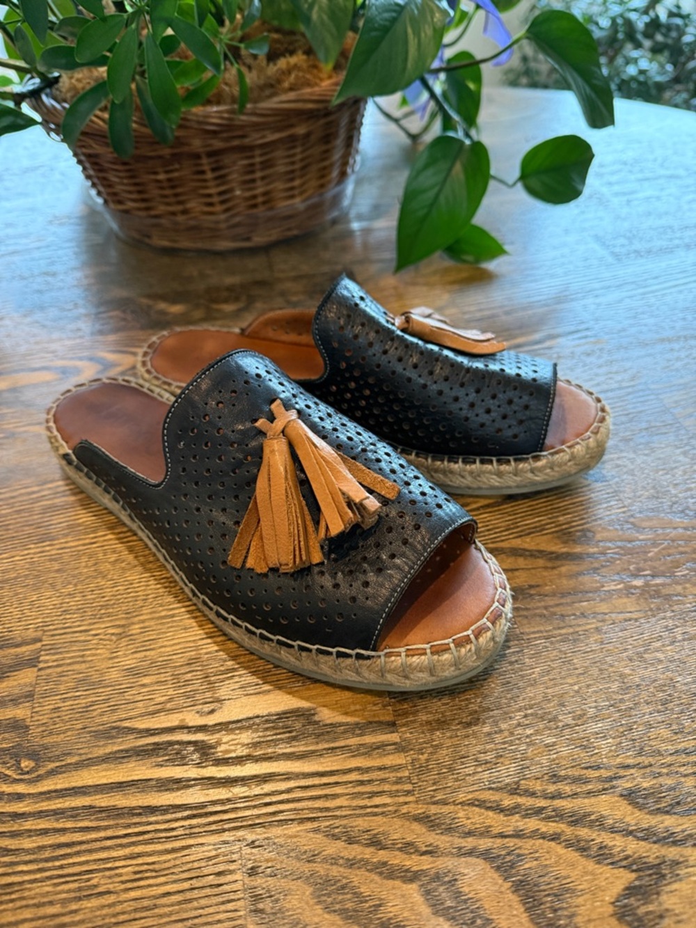 Black Leather Bueno Tassel Espadrille Slide - Women